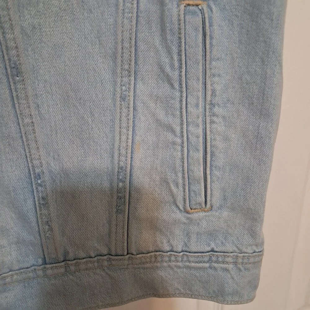 Women,s Denim Vest - Picture 4 of 6